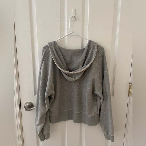 THE JoyLab Cropped Grey Jacket - Picture 3 of 3